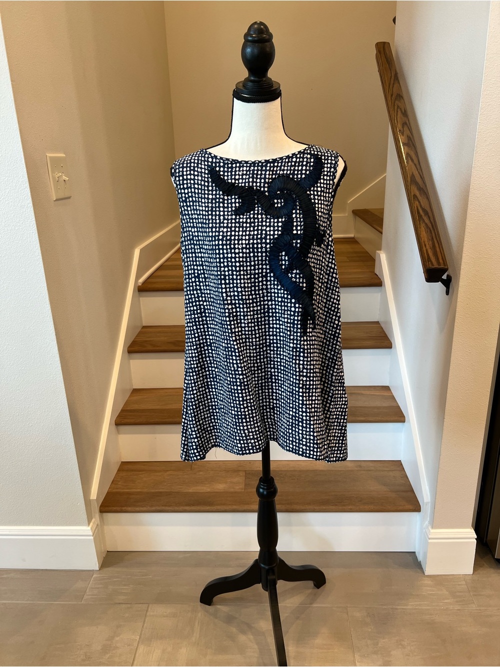 Navy & White Sleeveless Shift Blouse with Embroidered Detail